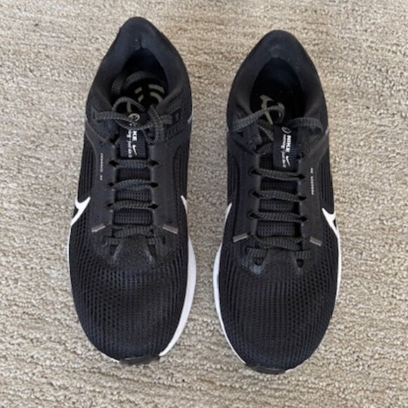 Nike Women's Pegasus 40 Sneakers in Perfect Condition - Picture 5 of 7